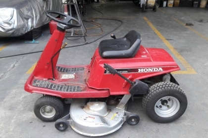 ขาย รถตัดหญ้านั่งขับ Honda 3013 2ใบตัด นำเข้าญี่ปุ่น ราคา 52,000