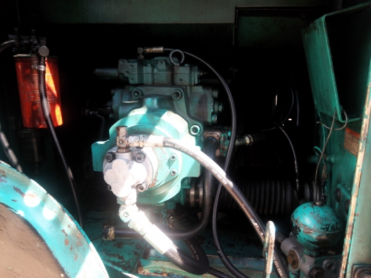 ขายรถแบคโฮ KOBELCO SK200-Vธรรมดา เอกสารอินวอย ราคา 850000