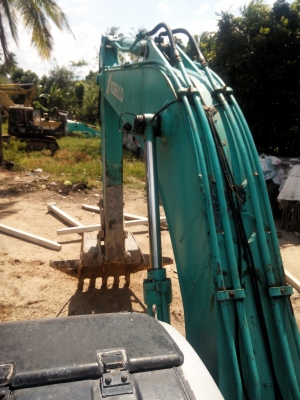 ขายรถแบคโฮ KOBELCO SK200-Vธรรมดา เอกสารอินวอย ราคา 850000