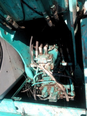 ขายรถแบคโฮ KOBELCO SK200-Vธรรมดา เอกสารอินวอย ราคา 850000