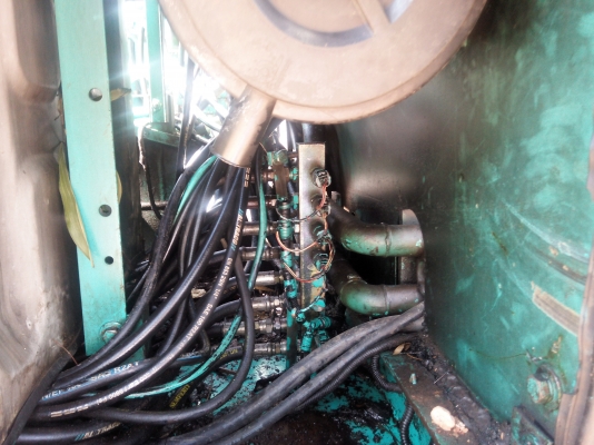 ขายรถแบคโฮ KOBELCO SK200-Vธรรมดา เอกสารอินวอย ราคา 850000