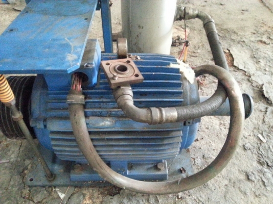 ขายเหมาปั๊มลมสกรูและแอร์ไดเออ ทั้งหมด 8 เครื่อง ต้องซ่อม ขนาด 35-70 แรง รวม 85000