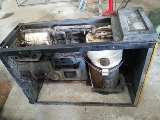 ขายเหมาปั๊มลมสกรูและแอร์ไดเออ ทั้งหมด 8 เครื่อง ต้องซ่อม ขนาด 35-70 แรง รวม 85000