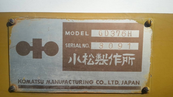 ขายรถเกรด KOMATSU GD376H ซีเรียล 3091 เอกสารเล่มทะเบียน ราคา 380000