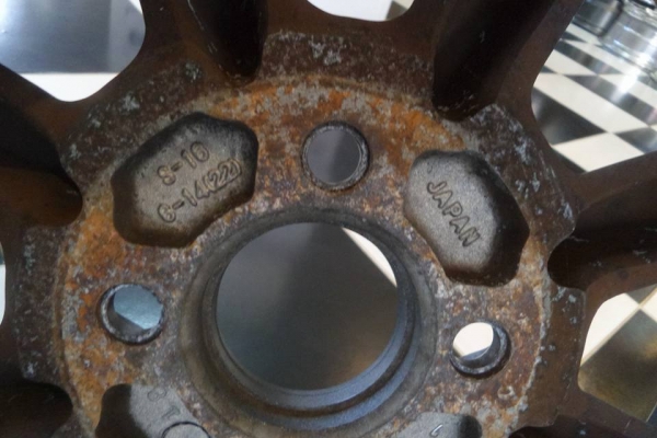 กล้วย JAPAN น้ำหนักเบา ไม่เคยใช้งานในไทย 14X6 ET16 4/100 13900บาท ใส่เก๋ง eco car หล่อๆ