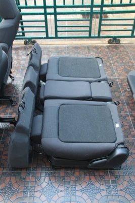 เบาะนั่ง 7 ที่นั่ง Toyota wish ตัวนอกญี่ปุ่นสภาพสวยไม่มีขาดถอดมาอย่างดี