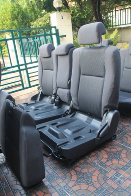 เบาะนั่ง 7 ที่นั่ง Toyota wish ตัวนอกญี่ปุ่นสภาพสวยไม่มีขาดถอดมาอย่างดี