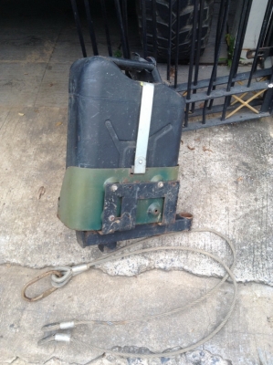 ขายถังน้ำมันพร้อมถาด