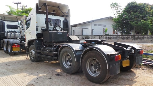 ขายด่วน!!! รถเทเลอร์หัวลาก ยี่ห้อฮีโน่ ซีรีย์ห้า -- ติดต่อผู้ขายโดยตรง คุุณตั้ม 081-9512529