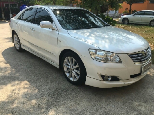 ขาย Camry 2.4V NAVI สีขาวมุก รุ่นท้อปปี 2007 ทะเบียนกราฟฟิก ชฐ-2002 กทม.