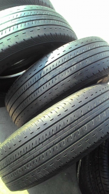 205/70R15 BRIDGESTONE DURAVIS R611 ปี2013 ชุด 4 เส้น 4500 บาท tel.081-427-3941 ไอดีไลน์ autobot107 205/70R15 BRIDGESTONE DURAVIS R611 ปี2013 ชุด 4 เส้น 4500 บาท tel.081-427-3941 ไอดีไลน์ autobot107