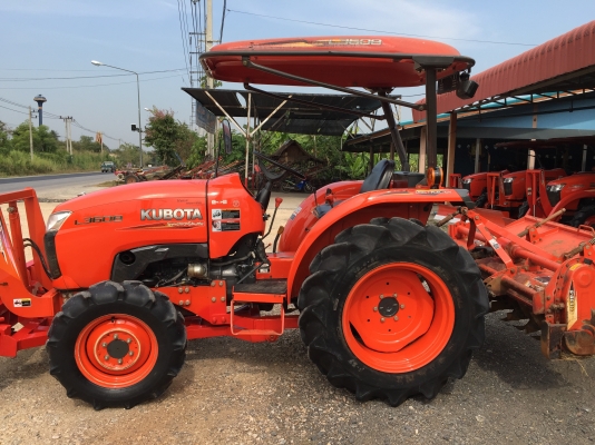 ขายรถไถคูโบต้าL3608แรงพร้อมอุปกรณ์ดันหน้า และโรตารี่