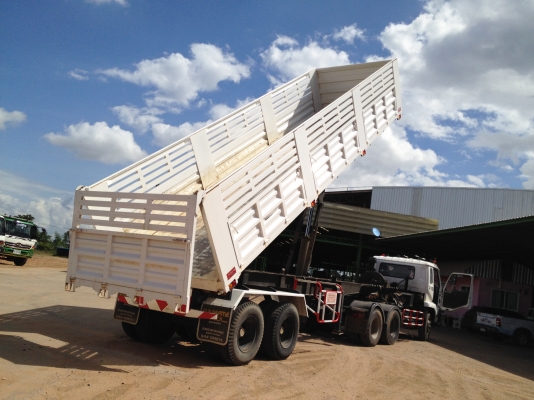 ขายหางเซมิ 2 เพลา ดั้มพ์ ยาว 9.10 เมตร สูง 1.50 เมตร ขึ้นใหม่หมด พร้อมทะเบียน ราคาไม่แพง