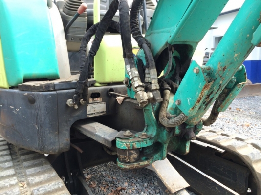 Yanmar VIO20-3 SN: 37982B	ปี 2012 ใช้ 1294 ชม. ปั้มนิ้ว สภาพสวยมาก