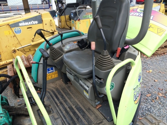 Yanmar VIO20-3 SN: 37982B	ปี 2012 ใช้ 1294 ชม. ปั้มนิ้ว สภาพสวยมาก