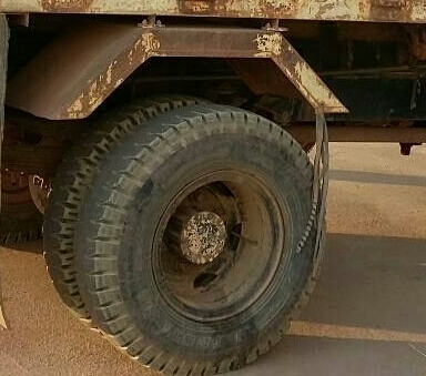 หกล้อ ฮีโน่ KM301ดั้ม5คิว สภาพดีสวยเดิมๆ แอร์ พ.เวอร์ พร้อมใช้ ทะเบียนพร้อมโอน