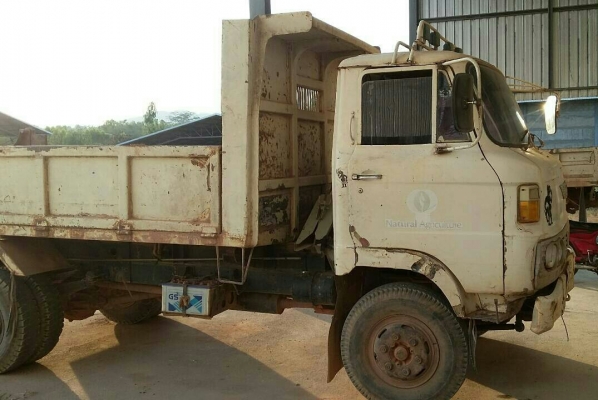 หกล้อ ฮีโน่ KM301ดั้ม5คิว สภาพดีสวยเดิมๆ แอร์ พ.เวอร์ พร้อมใช้ ทะเบียนพร้อมโอน