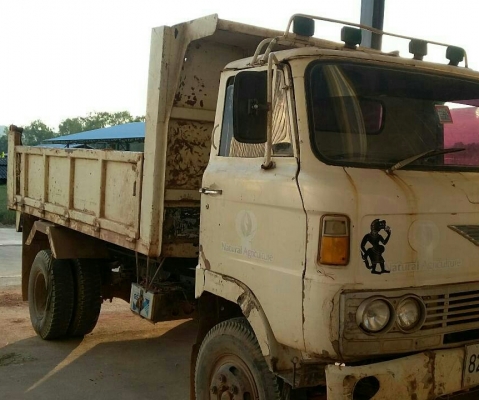 หกล้อ ฮีโน่ KM301ดั้ม5คิว สภาพดีสวยเดิมๆ แอร์ พ.เวอร์ พร้อมใช้ ทะเบียนพร้อมโอน