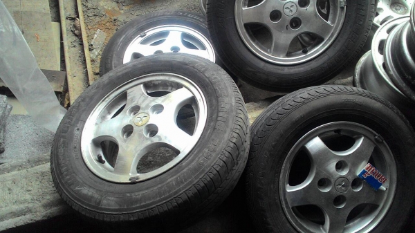 แม๊กพร้อมยางขอบ13 ชุด 4 ล้อ tel.081-427-3941 ไลน์ไอดี autobot107 แม๊กพร้อมยางขอบ13 ชุด 4 ล้อ tel.081-427-3941 ไลน์ไอดี autobot107