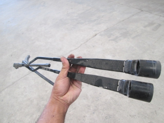 ชุดมอเตอร์ปัดนํ้าฝน พร้อมก้านปัด เชฟโคโลราโด เชฟโคโลราโด