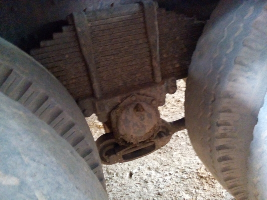 (นาทีทองด่วน) 10ล้ออีโน่F17 เพลาเดียว185แรงม้า  พร้อมใช้งาน เล่มติดมือ...ราคาต่อรองได้ค่ะ