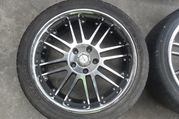 ล้อแม็ก18นิ้ว5รู114 พร้อมยาง สวยๆ 4 ล้อ ราคา 8900 บาท