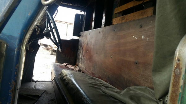 รถสิบล้อหัวยาว isuzu เครื่อง 6BD1 เกียร์ร็อค 195 เครื่องดีคันซีสวยมาก เล่มทะเบียนเอกสารพร้อมโอน