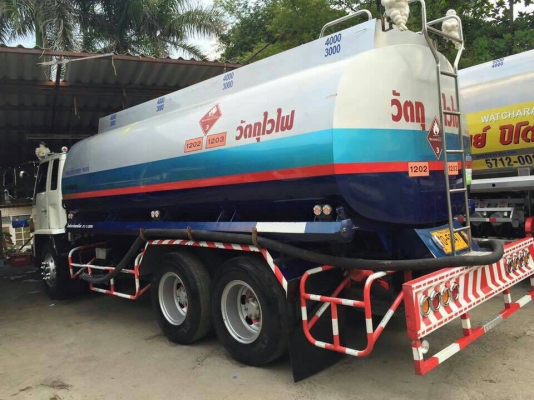 สิบล้อ อีซูซุ 195นางฟ้าแท้ บรรทุกถ้งน้ำมัน 16,000ลิต สภาพดีสวยจัดบางเดิมไม่มึชน ทะเบียนพร้อมโอน สิบล้อ อีซูซุ 195นางฟ้าแท้ บรรทุกถ้งน้ำมัน 16,000ลิต สภาพดีสวยจัดบางเดิมไม่มึชน ทะเบียนพร้อมโอน