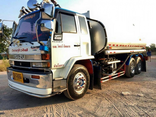 สิบล้อ อีซูซุ 195นางฟ้าแท้ บรรทุกถ้งน้ำมัน 16,000ลิต สภาพดีสวยจัดบางเดิมไม่มึชน ทะเบียนพร้อมโอน สิบล้อ อีซูซุ 195นางฟ้าแท้ บรรทุกถ้งน้ำมัน 16,000ลิต สภาพดีสวยจัดบางเดิมไม่มึชน ทะเบียนพร้อมโอน