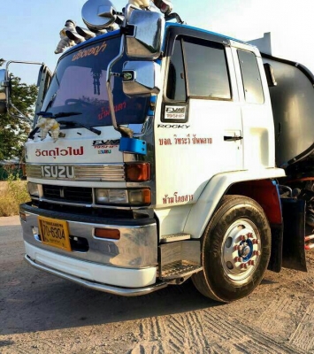 สิบล้อ อีซูซุ 195นางฟ้าแท้ บรรทุกถ้งน้ำมัน 16,000ลิต สภาพดีสวยจัดบางเดิมไม่มึชน ทะเบียนพร้อมโอน สิบล้อ อีซูซุ 195นางฟ้าแท้ บรรทุกถ้งน้ำมัน 16,000ลิต สภาพดีสวยจัดบางเดิมไม่มึชน ทะเบียนพร้อมโอน