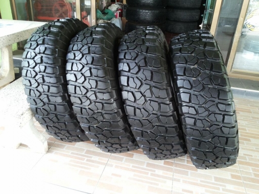 ยาง mud BF goodrich km2 265/75/16 ยางสวยดอกเต็ม