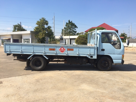 ขายรถอีซูซุNKR110