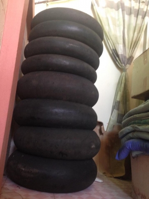 ยางขอบ19/18สภาพงามๆๆหลายชุด/หลาบคู่ คุณภาพดีๆใช้ได้ยาวๆๆคราบบ