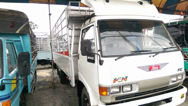 FC120 แรง 6ล้อ ห้างแท้ ยาว 5.50 มีพาเวอร์แล้ว ยาง 8.25 รถสวยจัด พร้อมใช้งาน FC120 แรง 6ล้อ ห้างแท้ ยาว 5.50 มีพาเวอร์แล้ว ยาง 8.25 รถสวยจัด พร้อมใช้งาน