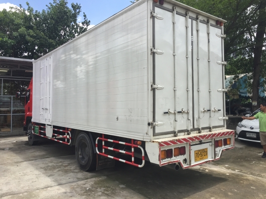 ISUZU FTR 240 แรงม้า ตู้ ปี 56 รถสวยพร้อมใช้