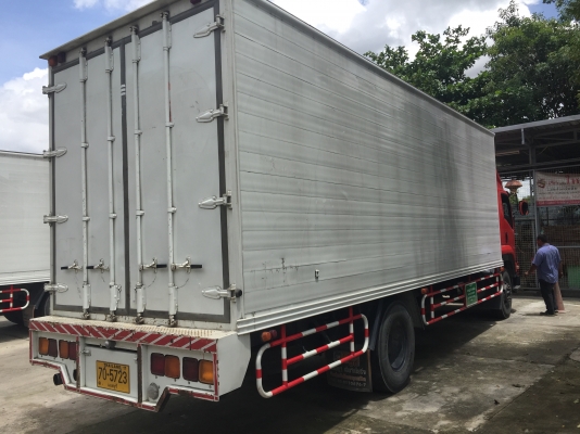 ISUZU FTR 240 แรงม้า ตู้ ปี 56 รถสวยพร้อมใช้