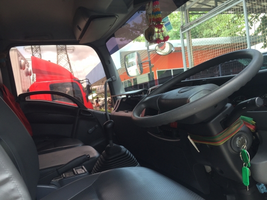 ISUZU FTR 240 แรงม้า ตู้ ปี 56 รถสวยพร้อมใช้