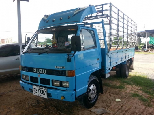 ขายรถ6ล้อ NKR110แรง เครื่องดีแคชซีสวย ยางดี ภายในสวย สภาพพร้อมใช้งาน เอกสารพร้อมโอน สนใจโทร 090-8588220คุณนะ 093-3258446คุณบิว หรือเข้าดูสินค้าอื่นๆได้ที่ www.truck.in.th/498 หรือเพจFacebook ณรงค์ ซื้อขายรถมือสอง (เว็บไซต์ส่วนตัว) หรือFacebook คุณนะ รถบรร