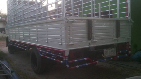 ขายรถ6ล้อ MEGA ปี47 เครื่องJO5C ยาว5.50เมตร ภายในสวย แอร์เย็น เอกสารพร้อมโอน สนใจโทร 090-8588220คุณนะ 093-3258446คุณบิว หรือเข้าดูสินค้าอื่นๆได้ที่ www.truck.in.th/498 หรือเพจFacebook ณรงค์ ซื้อขายรถมือสอง (เว็บไซต์ส่วนตัว) หรือFacebook คุณนะ รถบรรทุก