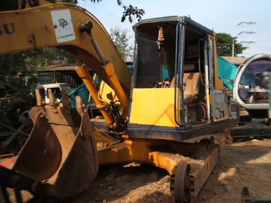 ขายแม็คโคร PC120-3 ตามสภาพหรือจะแยกชิ้นส่วนไหนก็ได้