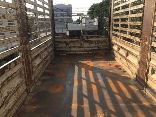 ขายกระบะล่อง ไม่ดั้ม อู่พนัส คอกสูง กว้าง 2.45 เมตร ยาว 6.20 เมตร สูง 2.20 เมตร ปี 56