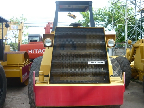 รถบดสั่นสะเทือน 10 ตัน Dynapac CA251 รถเก่านอก นำเข้าจากญี่ปุ่น โดยตรง รถบดสั่นสะเทือน 10 ตัน Dynapac CA251 รถเก่านอก นำเข้าจากญี่ปุ่น โดยตรง