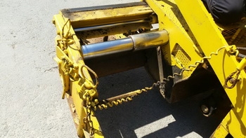 ขาย รถปูยาง แทรคเหล็กหุ้มยาง ปูได้ 2.50 ม ยี่ห้อ hanta af 240cs สภาพสวย ขาย รถปูยาง แทรคเหล็กหุ้มยาง ปูได้ 2.50 ม ยี่ห้อ hanta af 240cs สภาพสวย