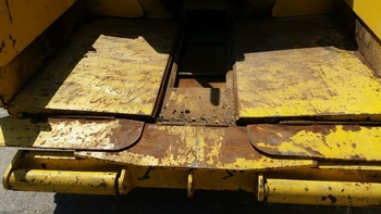 ขาย รถปูยาง แทรคเหล็กหุ้มยาง ปูได้ 2.50 ม ยี่ห้อ hanta af 240cs สภาพสวย ขาย รถปูยาง แทรคเหล็กหุ้มยาง ปูได้ 2.50 ม ยี่ห้อ hanta af 240cs สภาพสวย