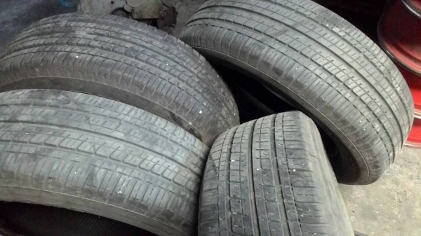 225/65R17 BRIDGESTONE DURLER HT 470 ชุด 4 เส้น tel.081-427-3941 ไอดีไลน์ autobot107 225/65R17 BRIDGESTONE DURLER HT 470 ชุด 4 เส้น tel.081-427-3941 ไอดีไลน์ autobot107
