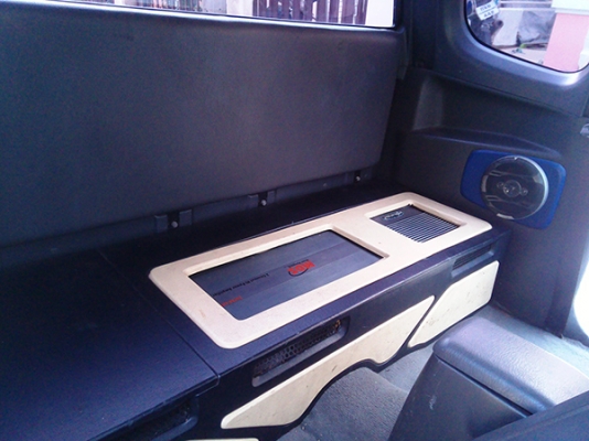 Mitsubishi Strada 2002