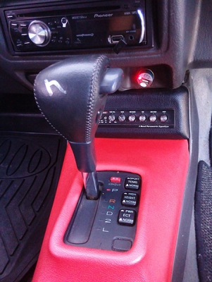 Mitsubishi Strada 2002