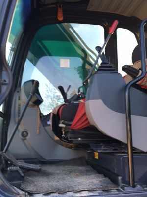 รถแบคโฮ  KOBELCO  YN - 12  ( ซุปเปอร์ X. )  ,  ( รถทำงาน 5,xxx ชม. )     สนใจติดต่อ  081 - 6079515