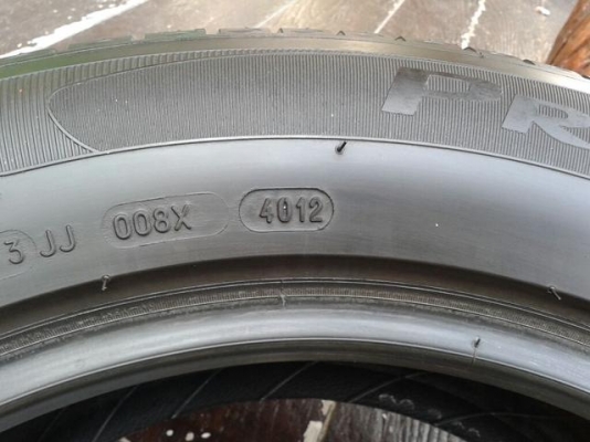 ขายยางมิชลิน235-55-R17 ปลายปี2012 4ล้อ