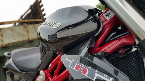 TNT300 2015 วิ่ง 5000 กิโลตรวจสอบได้ ไม่แพง พร้อมใช้ ต่อรองได้ครับ TNT300 2015 วิ่ง 5000 กิโลตรวจสอบได้ ไม่แพง พร้อมใช้ ต่อรองได้ครับ